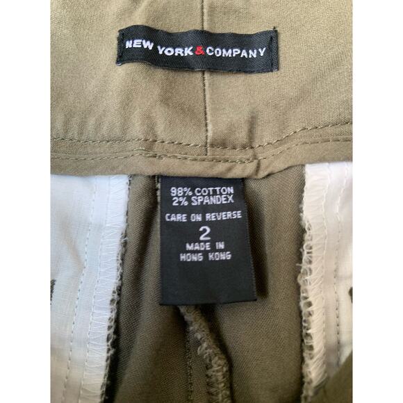 New York & Company Army Green Stretch Pants Capris Slacks Women's Size 2 - Picture 10 of 10